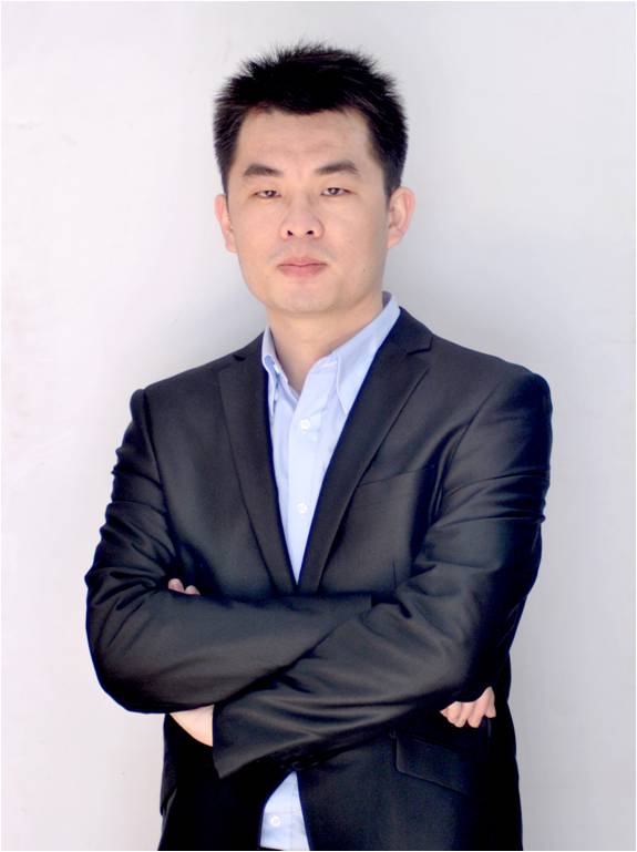李龙